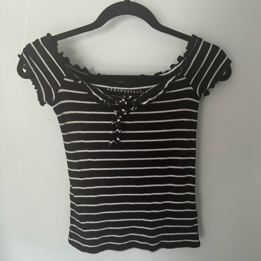 Aeropostale B&W Top